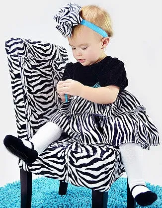 Baby girl tights with black Mary Jane shoe design. Comfort waist & anti-slip soles.  0-6 months