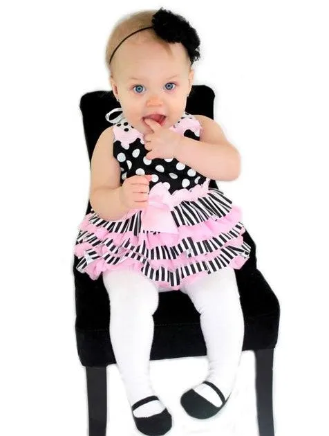 Baby girl tights with black Mary Jane shoe design. Comfort waist & anti-slip soles.  0-6 months