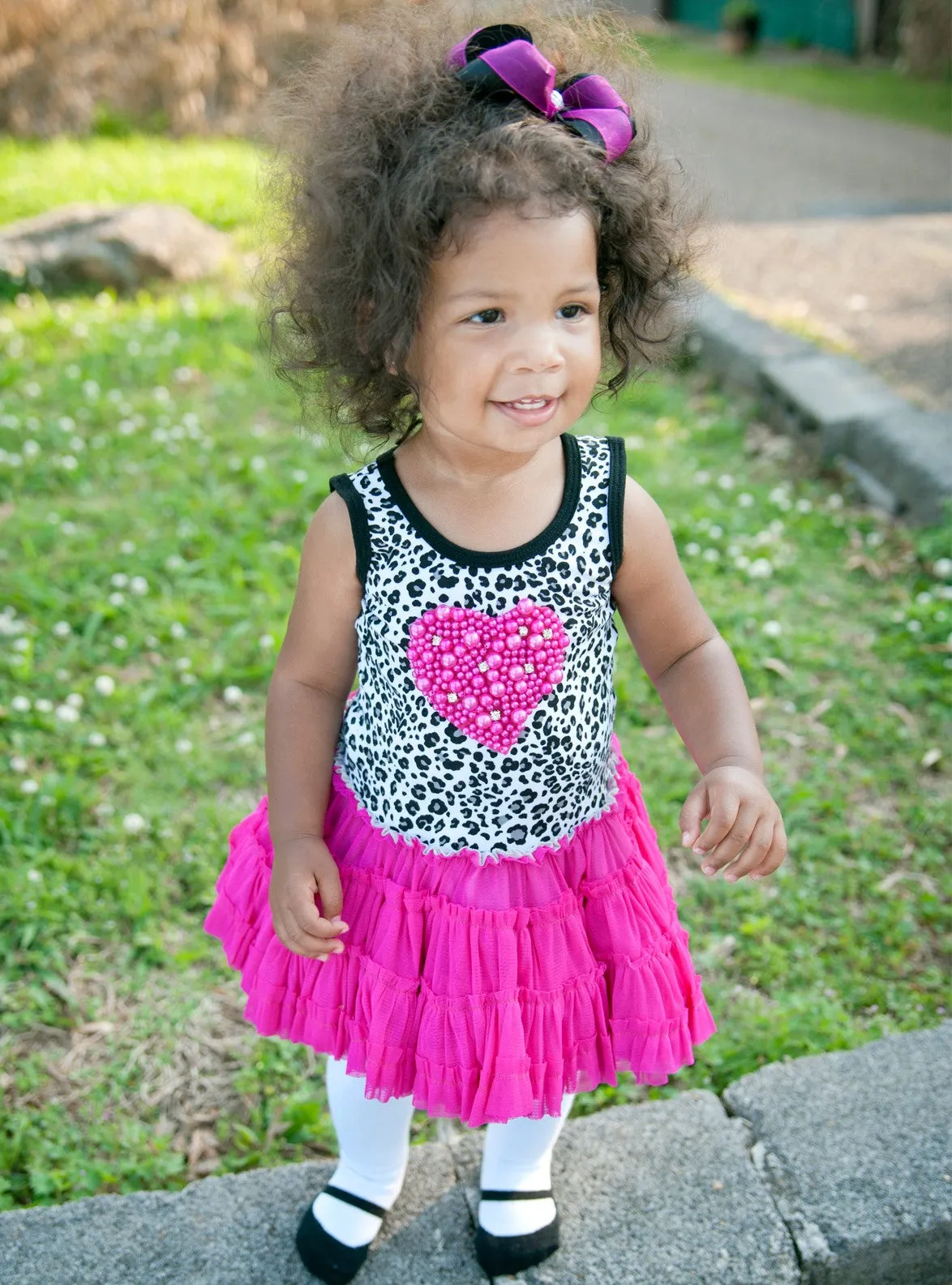 Baby girl tights with black Mary Jane shoe design. Comfort waist & anti-slip soles.  0-6 months