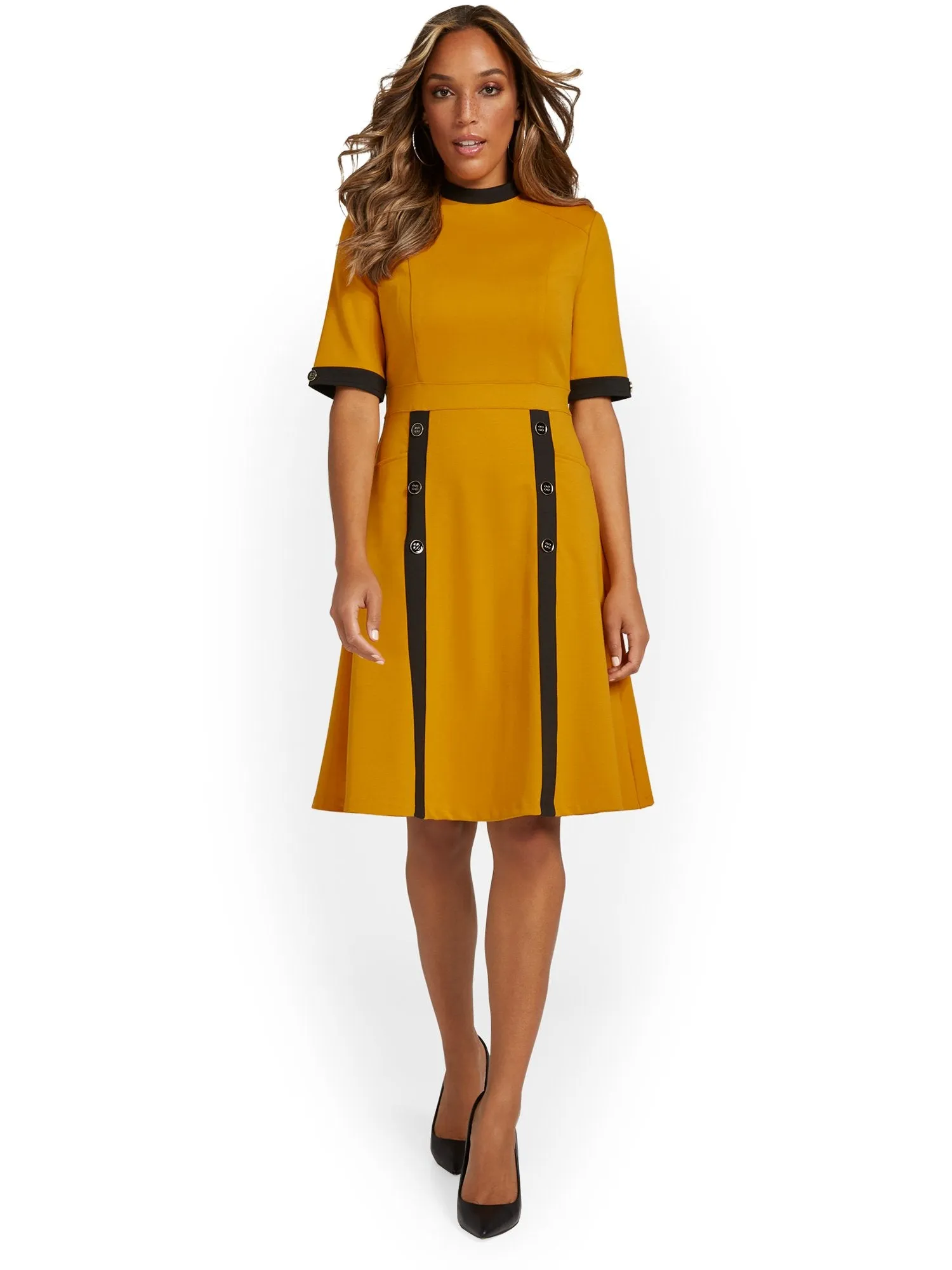 Button-Detail Colorblock Dress - Superflex