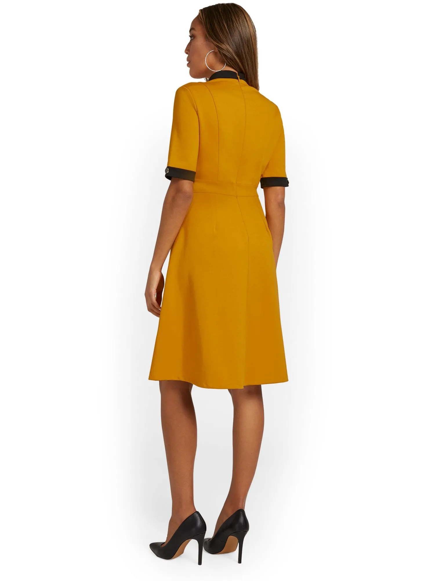 Button-Detail Colorblock Dress - Superflex