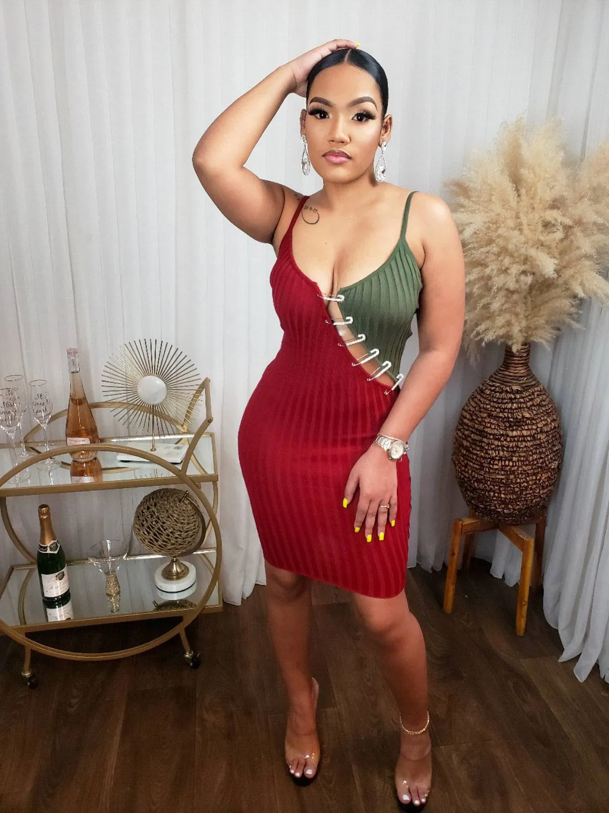 Pin Me Mini (Burgundy/Olive/Black)