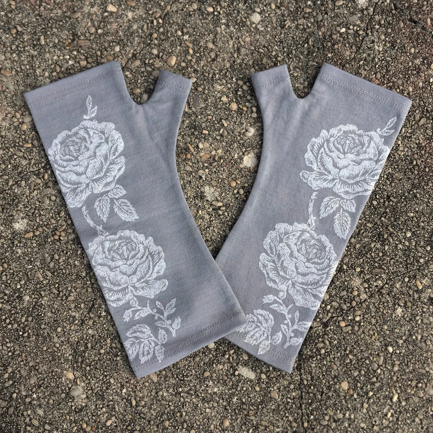 Silver rose print merino fingerless gloves